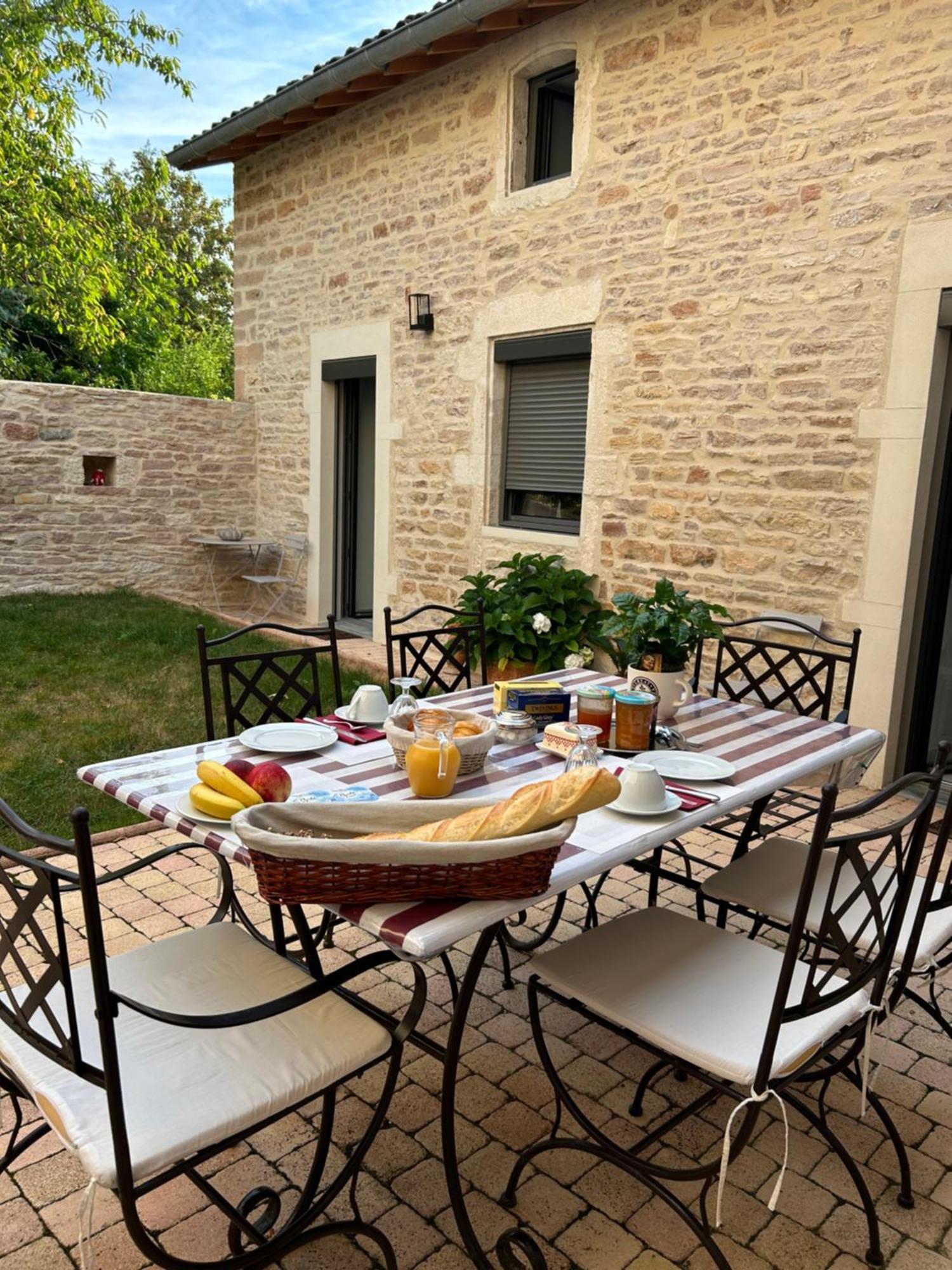 Les Chambres Claires Givry Givry  Εξωτερικό φωτογραφία