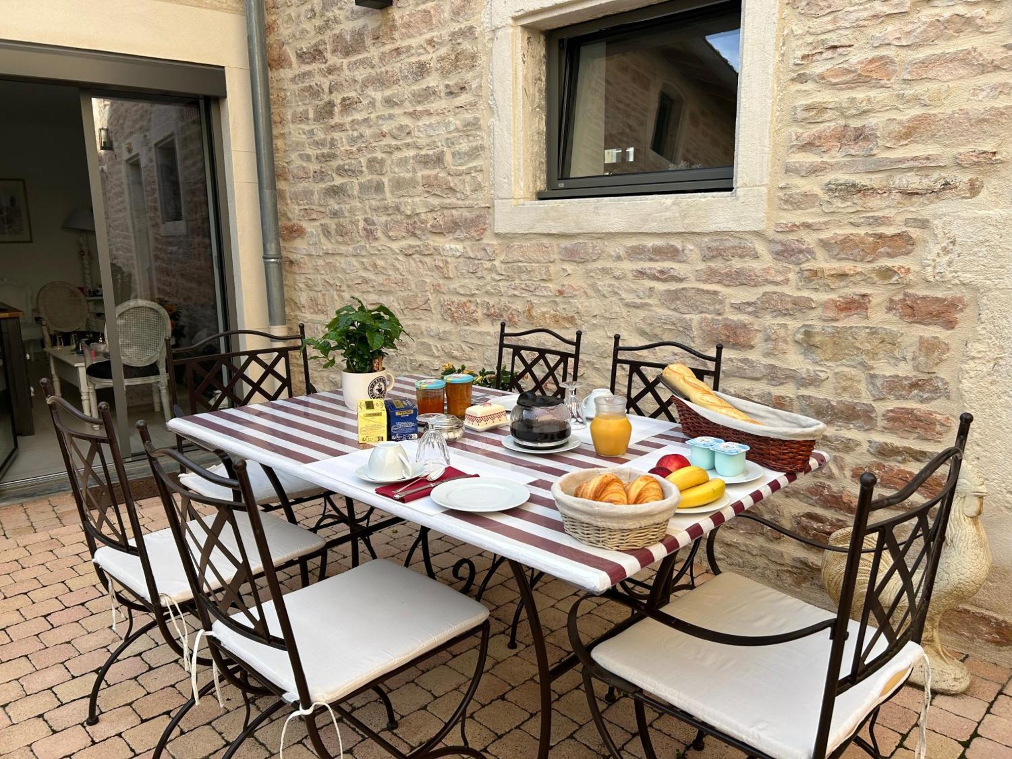 Les Chambres Claires Givry Givry  Εξωτερικό φωτογραφία
